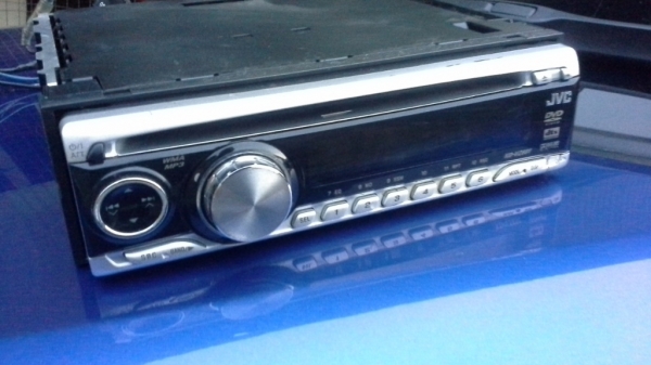 วิทยุ JVC KD-VZ801 เล่นแผ่น DVD, CD, MP3