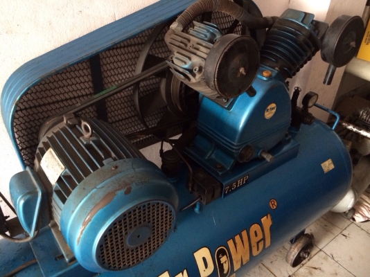ปั้มลมลูกสูบ ขนาด 7.5 Hp ถัง 300 ลิตร พร้อมใช้งาน ปี 2007