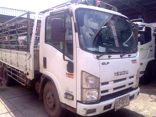 หกล้อ อีซูซุ NMR130แรงปี52 ประกันชั้น1 ทะเบียนพร้อมโอน