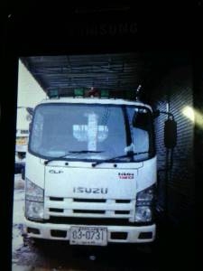 หกล้อ อีซูซุ NMR130แรงปี52 ประกันชั้น1 ทะเบียนพร้อมโอน