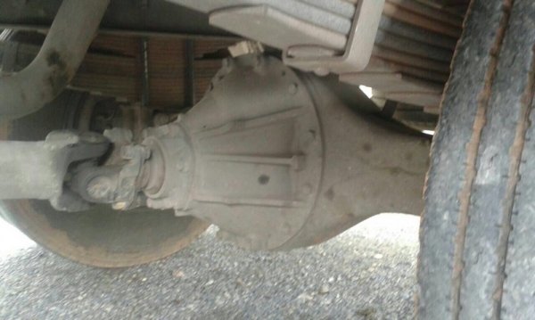 รถอีซูซุ  6 ล้อ รั้ว ( ไม่ดั้ม )  210 แรงม้า. ปี 56 ( รถวิ่ง 76,000 กม. )  ( ราคาลด เหลือ  320,000. )    สนใจติดต่อ 081 - 6079515