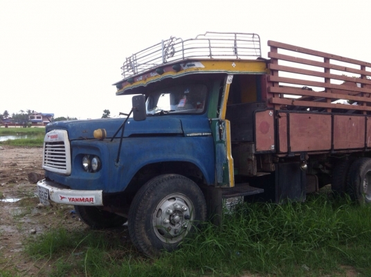 ขายรถบรรทุก 6 ล้อใหญ่ ติดเครน