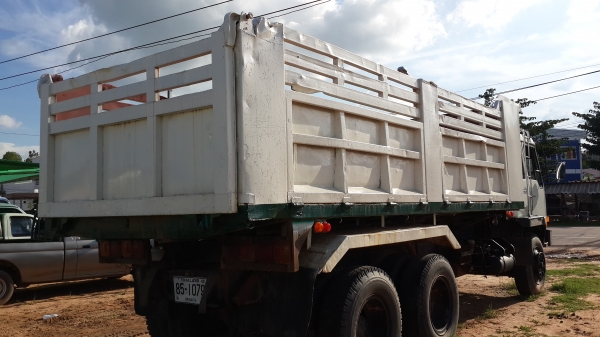 ขายด่วนไอ้หลงสองเพลาดั้มสภาพพร้อมใช้สุดๆFN527MAโทร0843923995