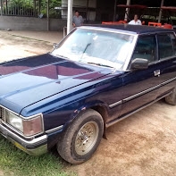 TOYOTA CROWN ; วางเครืองนิสสัน6สูบดีเชลล์ ได้มาจากเบนช์ แรงมากประหยัดถายในสอาด รถขับได้ปกติ ภาษี58 แ