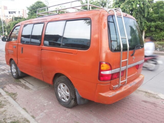 ตู้ KIA ปี 2006 มือเดียว วิ่งน้อย ค้าขายสบาย ( ขายถูก 8.9 หมื่น )