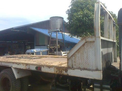 หางบรรทุกรถแบคโฮ ติด 10 ล้อ