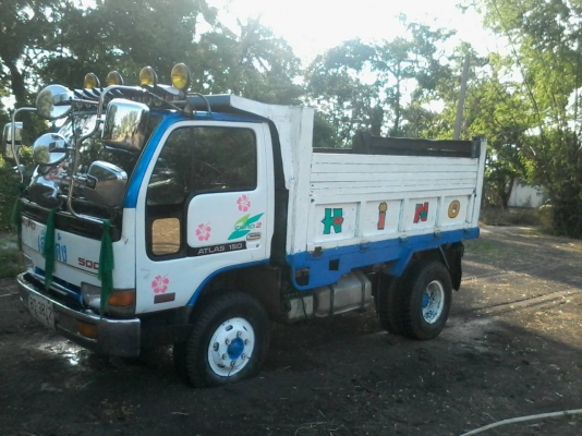 ด่วน หกล้อขายถูก สภาพสวย ไม่มีคนขับ