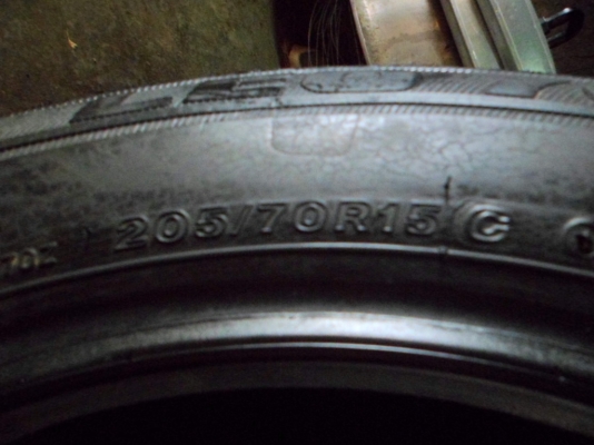 ขายยางบริสโตน 205/70/15 ฟรีค่าจัดส่ง มีสินค้าอื่นๆอีก