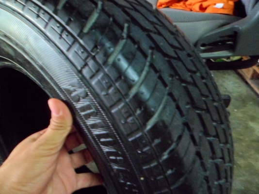 ขายยางบริสโตน 205/70/15 ฟรีค่าจัดส่ง มีสินค้าอื่นๆอีก