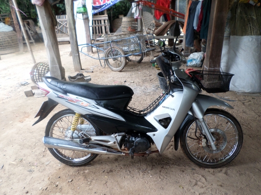 ขายเวฟ100sยูบล็อกขายด่วน16500บาทรถยุจังหวัดอำนาจเจริญครับราคาต่อรองได้นิดน่อยครับ0801696651ส่งได้ทั่วไทยหรือมาลองขับดูก่อนตัดสินใจครับ