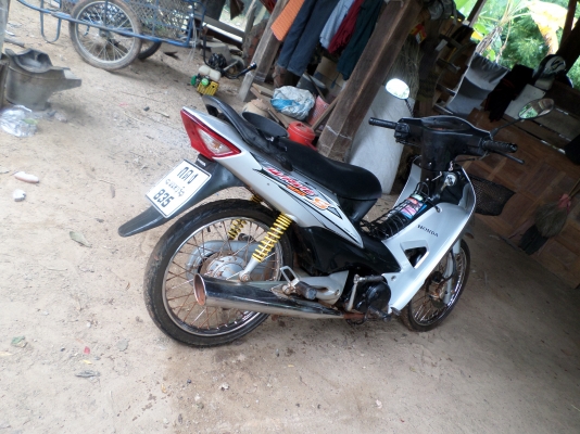 ขายเวฟ100sยูบล็อกขายด่วน16500บาทรถยุจังหวัดอำนาจเจริญครับราคาต่อรองได้นิดน่อยครับ0801696651ส่งได้ทั่วไทยหรือมาลองขับดูก่อนตัดสินใจครับ