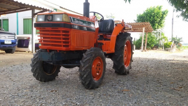 ขายครับ KUBOTA L1-24 เครื่องดี เกียร์ดี ครับ พร้อมผาน 5 1พวง ครับ