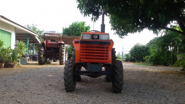 ขายครับ KUBOTA L1-24 เครื่องดี เกียร์ดี ครับ พร้อมผาน 5 1พวง ครับ