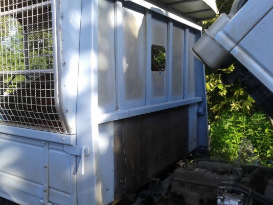 ขาย NKR 4ล้อ ปี44 ห้างแท้