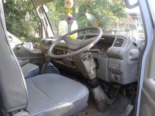 ขาย NKR 4ล้อ ปี44 ห้างแท้