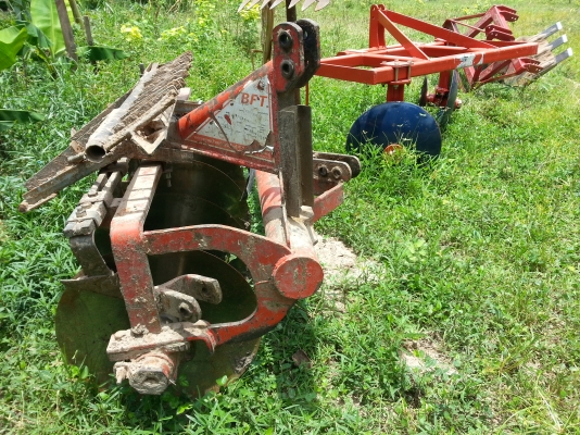 ขายผานพรวน 5x22  BFT แกนเล็กไถได้ลึก พร้อมใช้งาน ตั้งแต่ 34-47Hp.