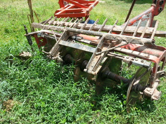 ขายผานพรวน 5x22  BFT แกนเล็กไถได้ลึก พร้อมใช้งาน ตั้งแต่ 34-47Hp.