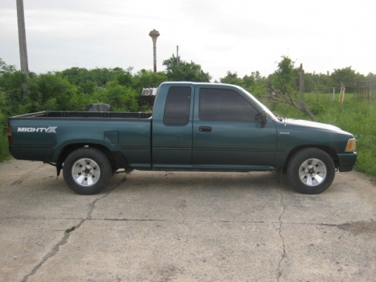 ไมตี้แค๊ป ปลายปี 94 โป่งหลัง เครื่องดี เกียร์ดี สีสวย