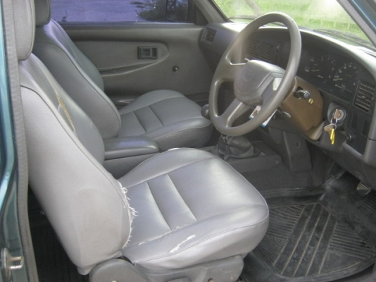 ไมตี้แค๊ป ปลายปี 94 โป่งหลัง เครื่องดี เกียร์ดี สีสวย