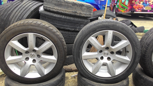 ล้อ 350z 5/114  17"กว้าง8  USA