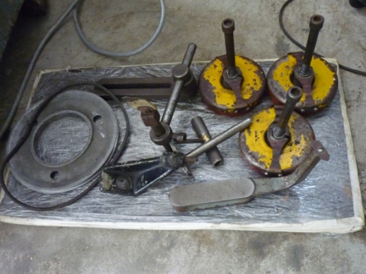 ขายเครื่องเจียร Tool and cutter grinder ขายเครื่องเจียร Tool and cutter grinder