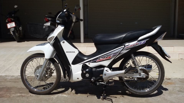 ขาย wave125 ไฟเลี้ยวบังลม รถปี 51