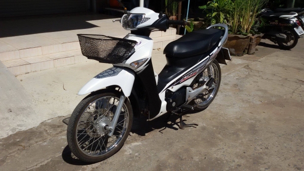 ขาย wave125 ไฟเลี้ยวบังลม รถปี 51