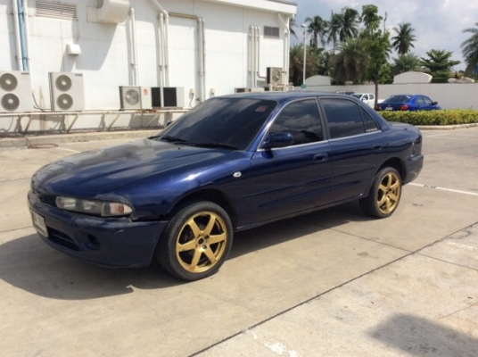 ขายรถมิตซู อัลติมา ปี 93 เครื่องเดิม 2.0 หัวฉีด เกียร์ธรรมดา ติดแก๊ส LPG  เพาเวอร์ ไฟฟ้าทั้งคัน แอร์เย็น ตัวถังเดิม มีรอยการใช้งาน แม็ก 17 รถขับดี ภาษีปี 58 รถขับได้เลยครับ ขายถูกครับ