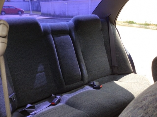 ขายรถมิตซู อัลติมา ปี 93 เครื่องเดิม 2.0 หัวฉีด เกียร์ธรรมดา ติดแก๊ส LPG  เพาเวอร์ ไฟฟ้าทั้งคัน แอร์เย็น ตัวถังเดิม มีรอยการใช้งาน แม็ก 17 รถขับดี ภาษีปี 58 รถขับได้เลยครับ ขายถูกครับ