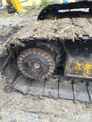 ขาย KOMATSU PC200-3 สภาพสวยพร้อมใช้ ราคาต่อรองได้ ติดต่อได้ที่คุณ อ๊อฟ พิจิตร 086-737-9991