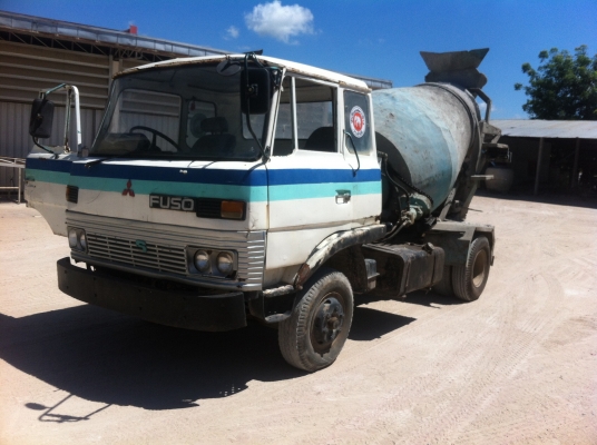 ขาย6ล้อ MITSUBISHI โม่ปูนเป็นโม่โซ่ เครื่อง6D15 รถใช้งานปกติทุกวัน เครื่องเกียร์ดีระบบเบรคพร้อมใช้งาน เอกสารสัญญาซื้อขาย