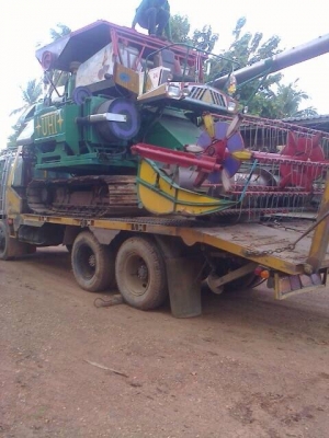 ขายเทเลอร์HINO KT725วางหัว1Jเครื่องHO7D 195แรงม้า2 เพลา สภาพพร้อมใช้ ราคาต่อรองได้ ติดต่อได้ที่คุณ อ๊อฟ พิจิตร 086-737-9991 ขายเทเลอร์HINO KT725วางหัว1Jเครื่องHO7D 195แรงม้า2 เพลา สภาพพร้อมใช้ ราคาต่อรองได้ ติดต่อได้ที่คุณ อ๊อฟ พิจิตร 086-737-9991