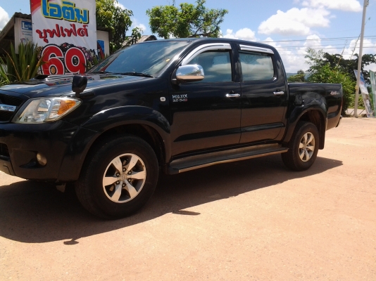 TOYOTA VIGO 3.OPRERUNER ปี51 สีเดิม เครื่องเดิม งวด11000 เหลือ21งวด กรุงศรีจีอี เปลี่ยนสัญาได้เลยคับ