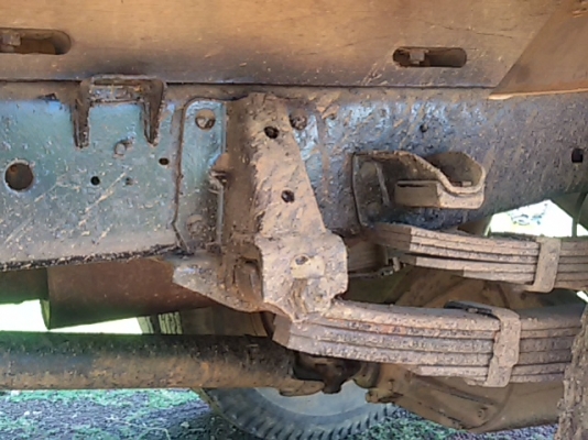 (ร้านรุ่งโรจน์ 082-1057078)ขาย 6 ล้อ ISUZU NPR เครื่อง4BD1ฝาดำ((พ.พาวเวอร์ กระบะยาว 5 เมตร)เครื่องแห้ง แรงดี แซสซีสวยๆ ไม่ผุไม่ดาม พร้อมโอน พร้อมใช้