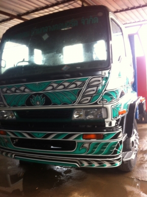 รถบรรทุก 10 ล้อติดเครน ยี่ห้อ ISUZU นางฟ้า 195 แรงม้า