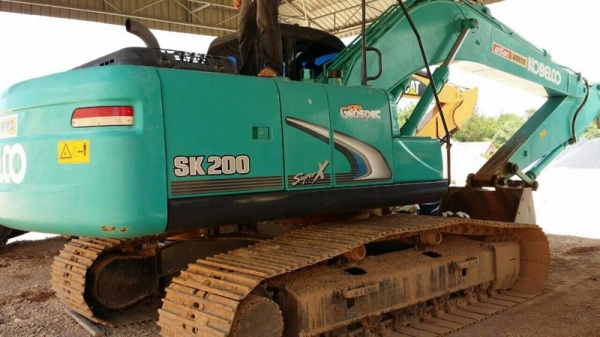 รถแบคโฮ KOBELCO  YN - 12  ( รถทำงาน 4,300 ซม. )  ,  ( ซุปเปอร์เอ็ก )   สนใจติดต่อ 081 - 6079515