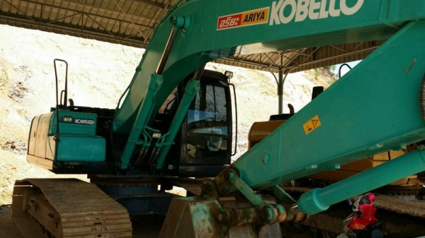 รถแบคโฮ KOBELCO  YN - 12  ( รถทำงาน 4,300 ซม. )  ,  ( ซุปเปอร์เอ็ก )   สนใจติดต่อ 081 - 6079515