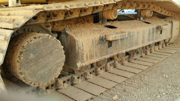 รถแบคโฮ KOBELCO  YN - 12  ( รถทำงาน 4,300 ซม. )  ,  ( ซุปเปอร์เอ็ก )   สนใจติดต่อ 081 - 6079515