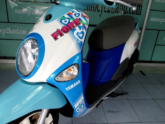 fiore สีขาวฟ้า (( รถใหม่มือหนึ่ง )) ยังไม่จดทะเบียน รถป้ายแดงราคามือสอง ของแถม 4 รายการ 30900