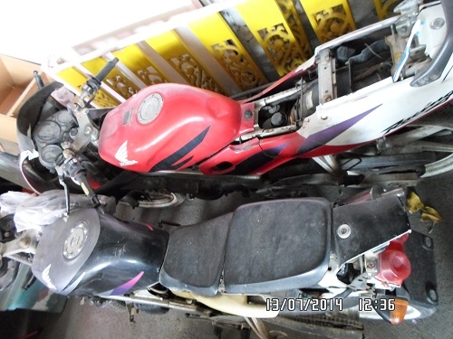 HONDA NSR 150 2คัน 6000 บาท ด่วนๆ HONDA NSR 150 2คัน 6000 บาท ด่วนๆ