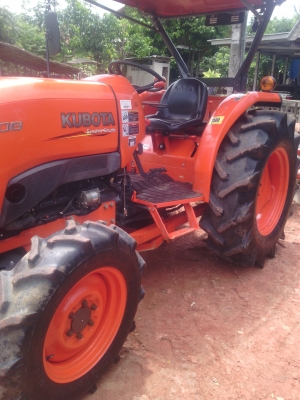 คูโบต้าL47 ปี56เจ้าเดียวมือเดียว 521ชั่วโมงสวยกิ๊บ. อุปกรณ์3อย่างจอบหมุนดันหน้าผานหลัง คูโบต้าL47 ปี56เจ้าเดียวมือเดียว 521ชั่วโมงสวยกิ๊บ. อุปกรณ์3อย่างจอบหมุนดันหน้าผานหลัง