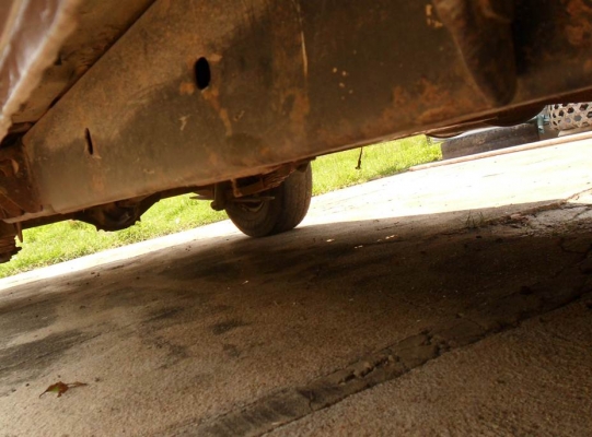 ขายรถกระบะ นิสสัน บิ๊กเอ็ม(Big M)ตอนเดียว เครื่องดีเซล2500แน่นๆ แชสซีสวย+เกียร์ดี 49,000 บ T.092-9351644