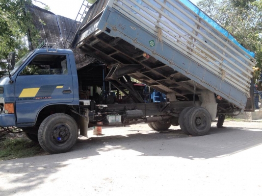 ขาย ค๊าบบบบ KS 32 ดั้มหัวได้ เครื่อง 115 เกียร์ 115 F หน้า F หลัง ขาย320000ต่อรองได้0827885550