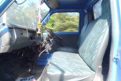 ขาย KT 26 ดั้ม 6 ตัน เครื่อง 110 กะบะเหลดยาว 4.20 เมตรดั้มหัวได้ เครื่อง ดี ++0827885550