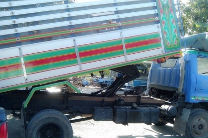 ขาย KT 26 ดั้ม 6 ตัน เครื่อง 110 กะบะเหลดยาว 4.20 เมตรดั้มหัวได้ เครื่อง ดี ++0827885550