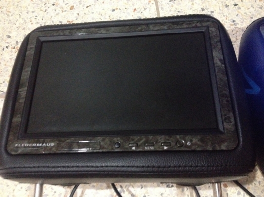 จอหมอน9นิ้วเป็นมอนิเตอร์ของเก่าญี่ปุ่น2ตัวสภาพตามรูป