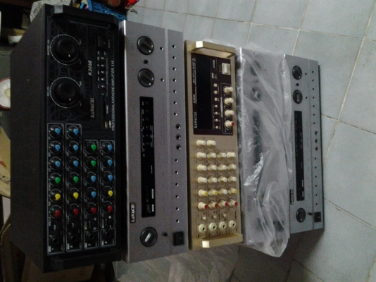 ขายถูก!! แอมป์บ้าน ยี่ห้อ KAWACHI แอมป์บ้าน ยี่ห้อ KAWACHI รองรับไมค์ได้สูงสุด3-4ตัวเสียงดีเสียงชัด