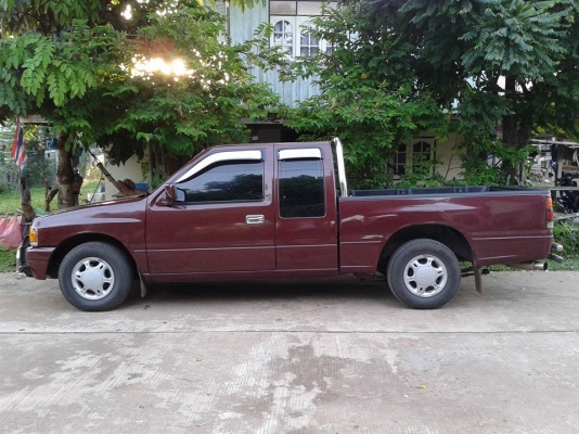 ขายอิซูซู  tfr  สภาพพร้อมใช้งาน                    185000 บาท