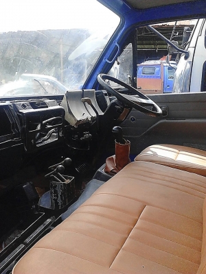 ขายดั๊ม ISUZU NKR115แรงม้า สภาพสวยพร้อมใช้ ราคาต่อรองได้ ติดต่อได้ที่คุณ อ๊อฟ พิจิตร 086-737-9991 ขายดั๊ม ISUZU NKR115แรงม้า สภาพสวยพร้อมใช้ ราคาต่อรองได้ ติดต่อได้ที่คุณ อ๊อฟ พิจิตร 086-737-9991