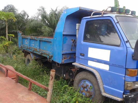ขาย6ล้อดั๊ม ISUZU NKR110แรงม้า สภาพสวยพร้อมใช้ ราคาต่อรองได้ ติดต่อได้ที่คุณ อ๊อฟ พิจิตร 086-737-9991